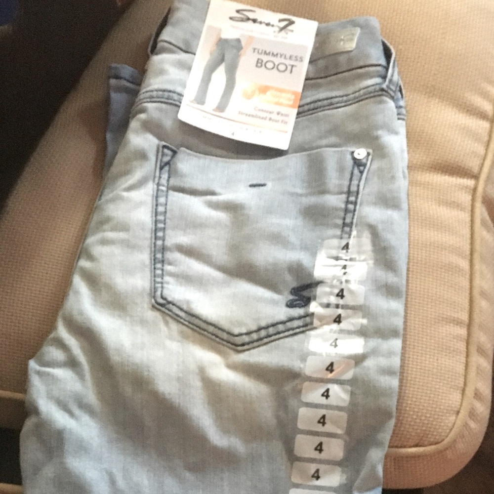Seven Bootcut Jeans